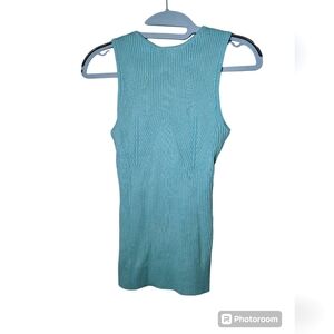 Teal Zesica top size Medium